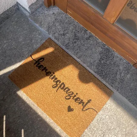 アパート Gemuetliche Maisonette Im Markgraeflerland ノイエンビュルク・アム・ライン